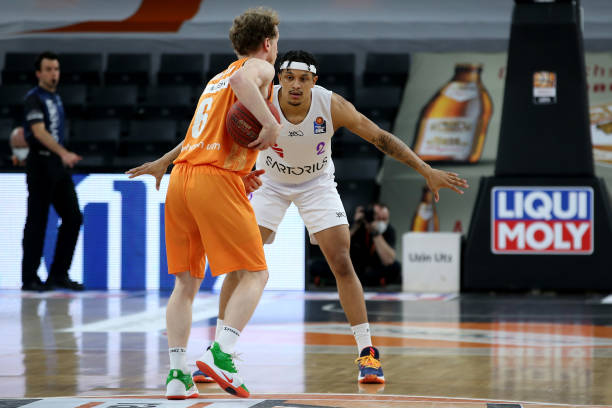 还在西甲这 还在西甲这